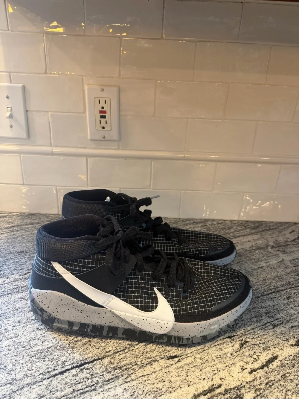 Mens Nike KD 13 Oreo Kevin Durant CI9948-004 Size 14